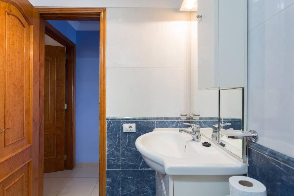 Apartamento Comodo Y Centrico, Los Cristianos Arona  Exterior foto